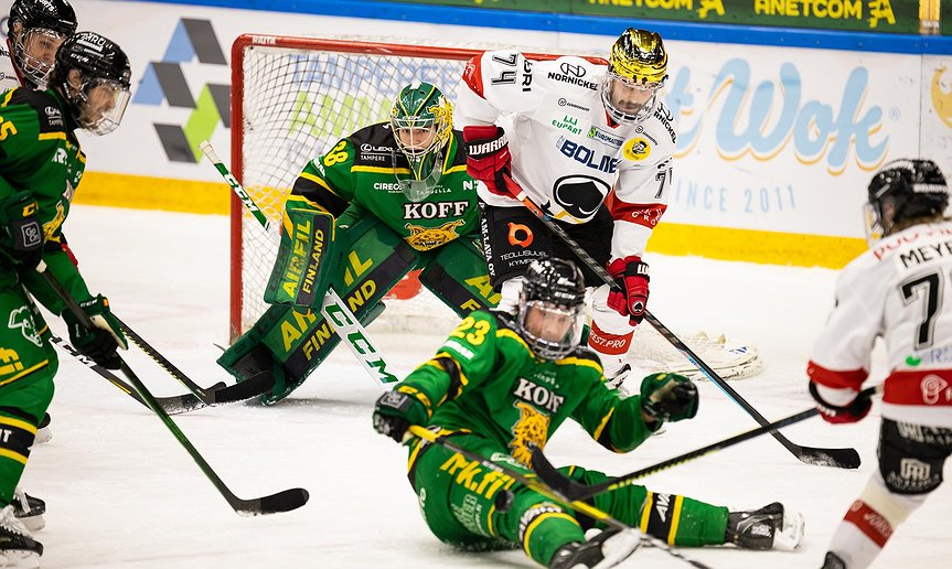 www.liiga.fi
